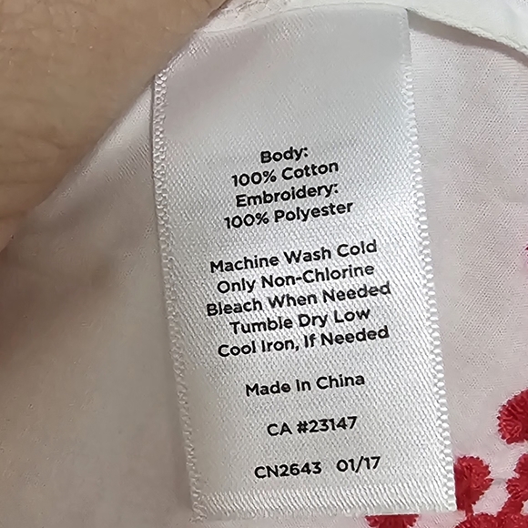 Talbots red and white embroidered top siz3 XL - Picture 7 of 7